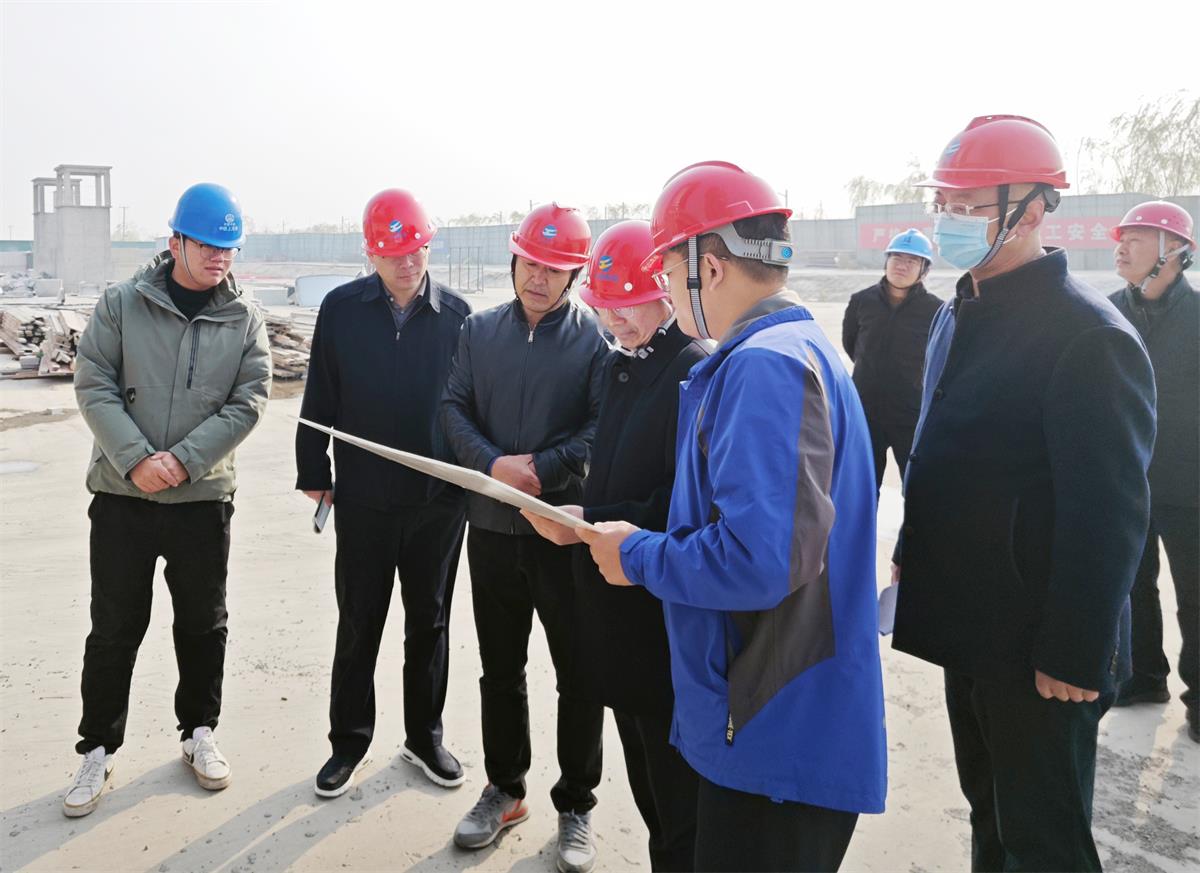 丁銳董事長到房地產(chǎn)調(diào)研4.jpg